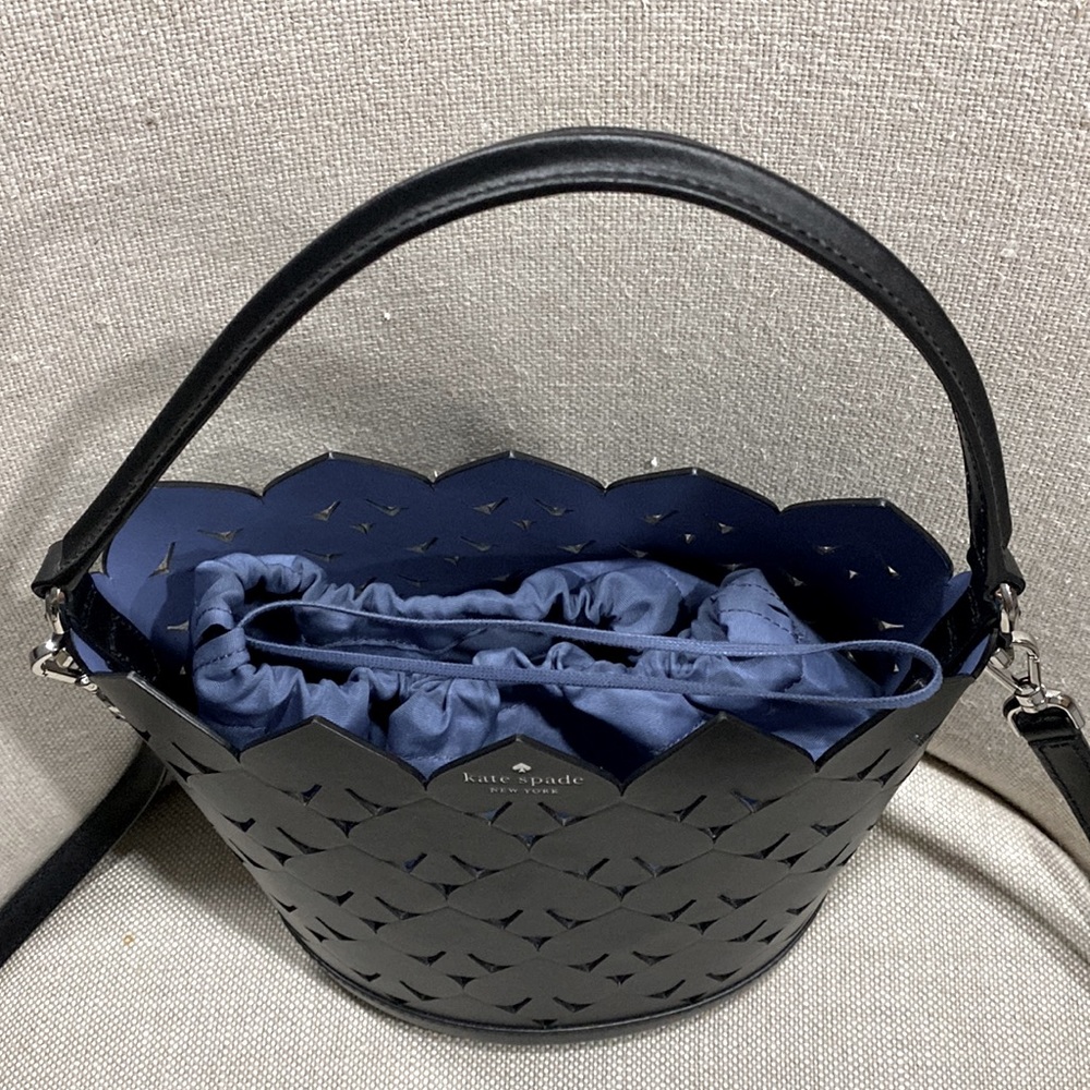 Kate Spade Ace Bucket bag optional crossbody - Picture 4 of 13